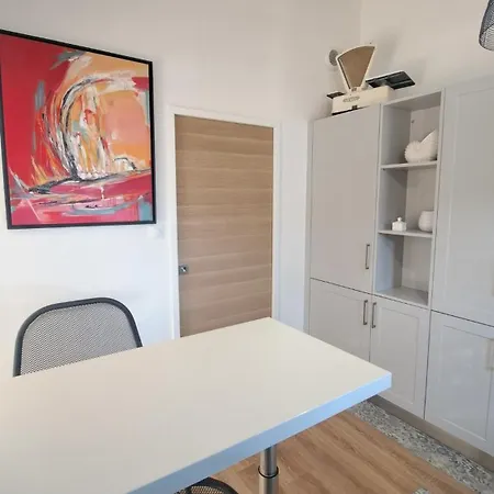 Les Muguets - Maison 4 A 600m De La